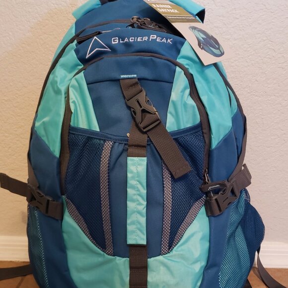 NEW Daypack/Backpack - Picture 4 of 5